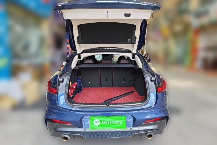 Used BMW X4 2021 xDrive 25i M Sport Package Trunk