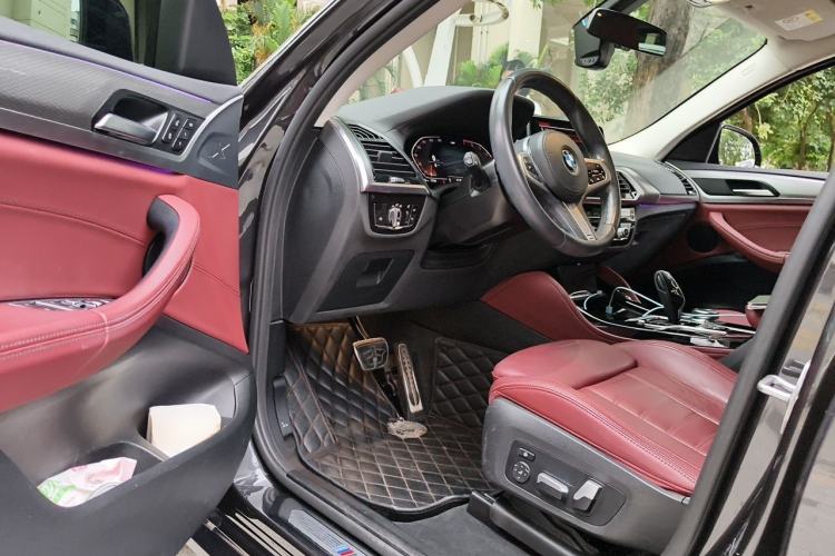 Used BMW X4 2021 xDrive 25i M Sport Package Driver Seat