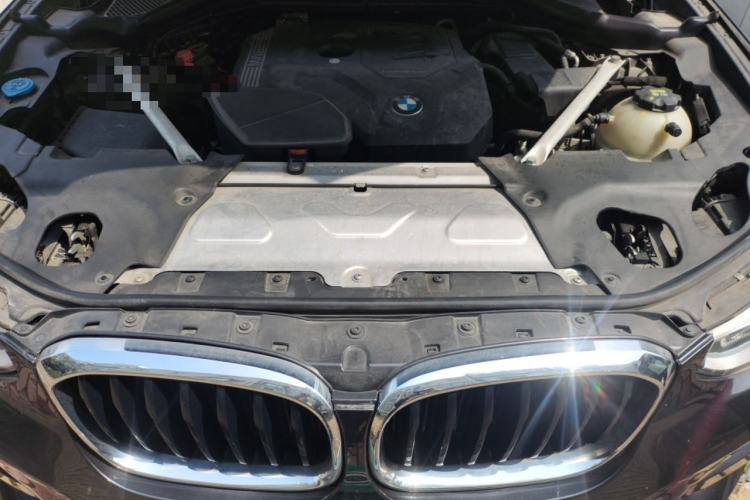 Used BMW X4 2021 xDrive 25i M Sport Package Engine Bay