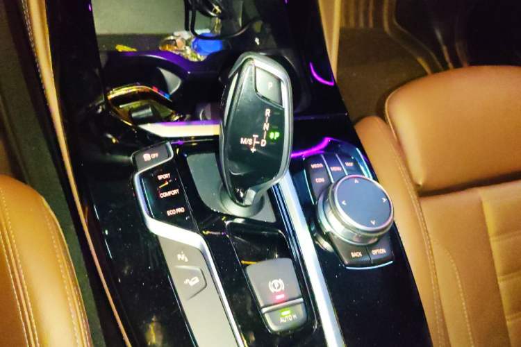 Used BMW X4 2021 xDrive 25i M Sport Package Gear Lever