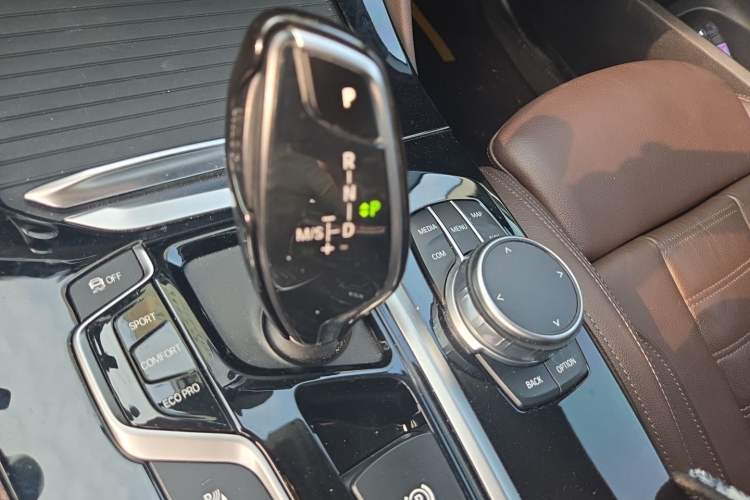 Used BMW X4 2021 xDrive 25i M Sport Package Gear Lever