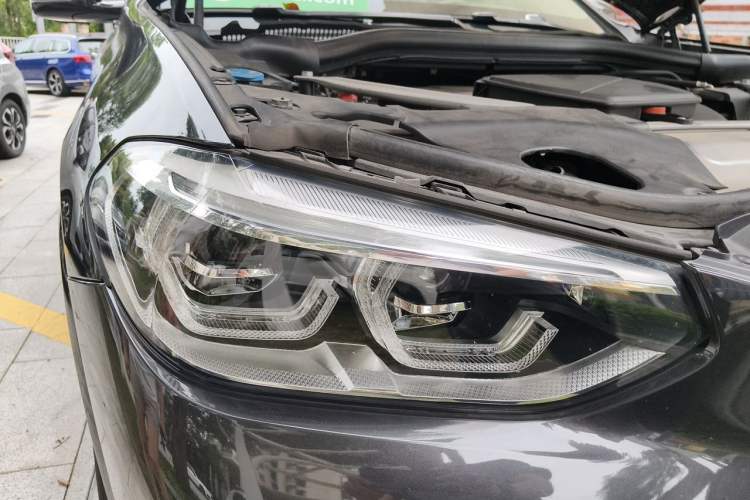 Used BMW X4 2021 xDrive 25i M Sport Package Right Front Headlight