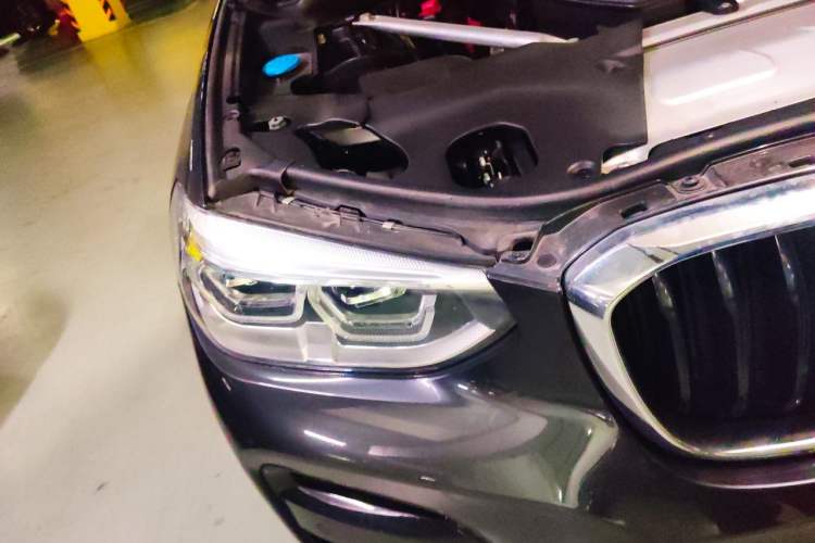 Used BMW X4 2021 xDrive 25i M Sport Package Right Front Headlight