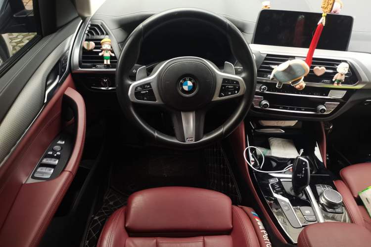 Used BMW X4 2021 xDrive 25i M Sport Package Steering Wheel