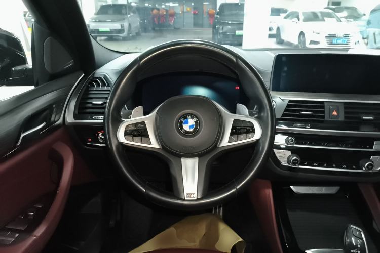 Used BMW X4 2021 Restyled xDrive 30i M Sport Night Edition Package Steering Wheel