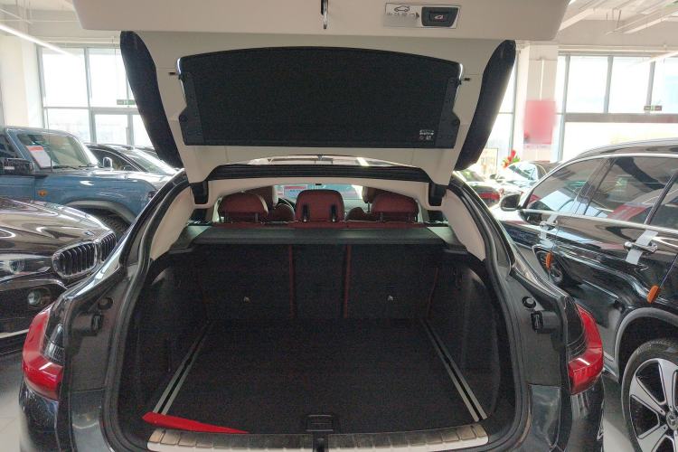 Used BMW X4 2021 xDrive 25i M Sport Package Trunk