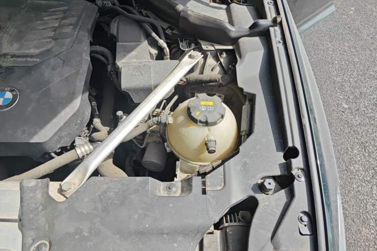 Used BMW X4 2021 xDrive 25i M Sport Package Engine Bay Left