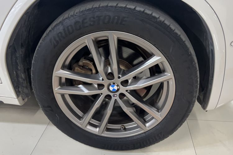 Used BMW X4 2021 xDrive 25i M Sport Package Exterior 7