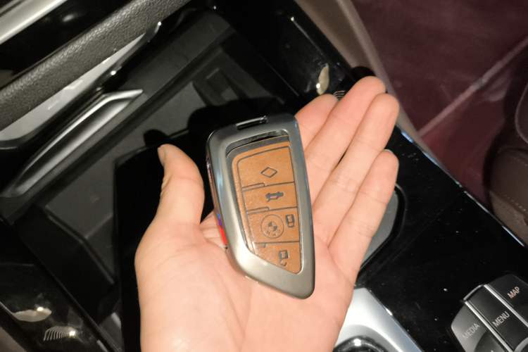 Used BMW X4 2021 xDrive 25i M Sport Package Interior 1