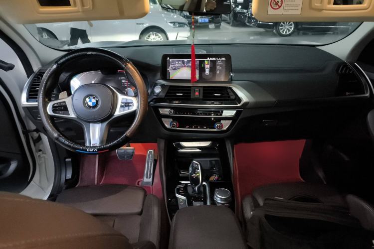 Used BMW X4 2021 xDrive 25i M Sport Package Interior 2