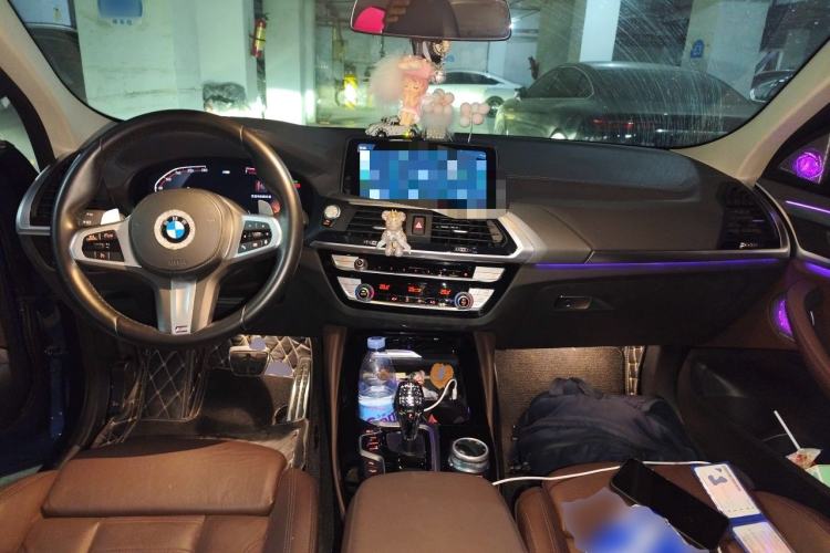 Used BMW X4 2021 xDrive 25i M Sport Package Center Console