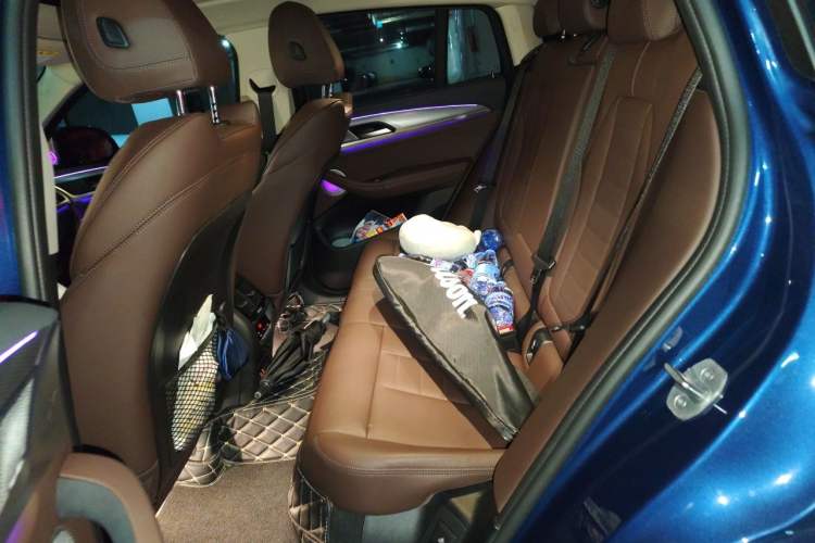 Used BMW X4 2021 xDrive 25i M Sport Package Left Rear Seat