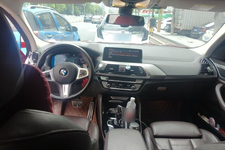 Used BMW X4 2021 xDrive 25i M Sport Package Center Console