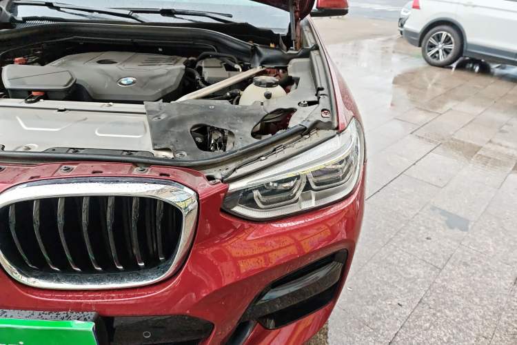 Used BMW X4 2021 Restyled xDrive 25i M Sport Package Engine Bay Left