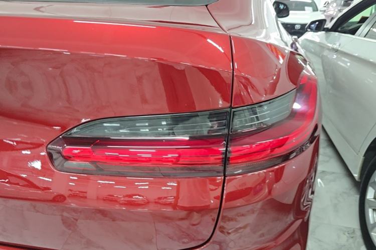 Used BMW X4 2021 Restyled xDrive 25i M Sport Package Exterior 3