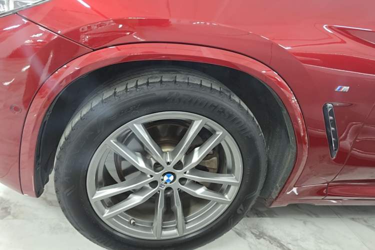 Used BMW X4 2021 Restyled xDrive 25i M Sport Package Exterior 4