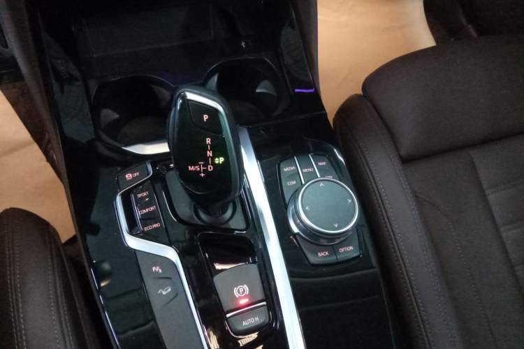 Used BMW X4 2021 xDrive 25i M Sport Package Gear Lever