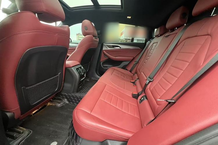 Used BMW X4 2021 xDrive 25i M Sport Night Edition package Interior 3