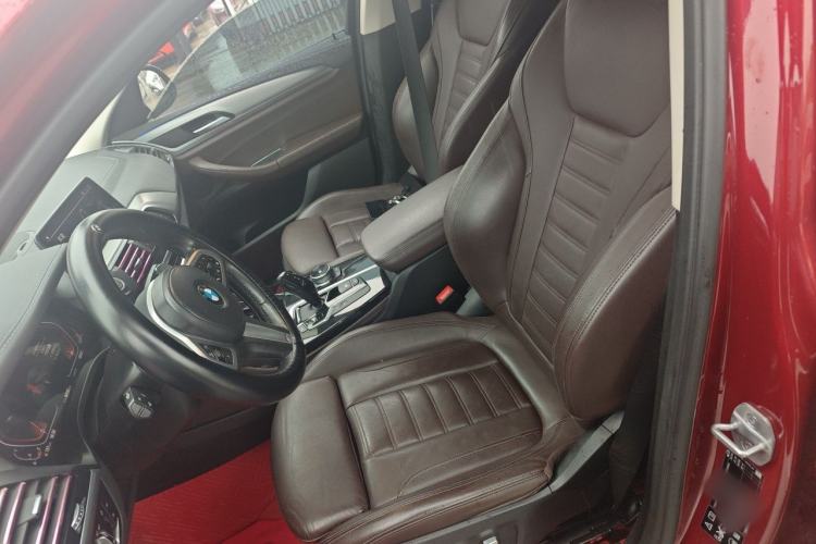 Used BMW X4 2021 xDrive 25i M Sport Package Left Front Seat
