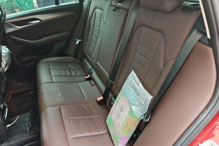 Used BMW X4 2021 Restyled xDrive 25i M Sport Package Left Rear Seat
