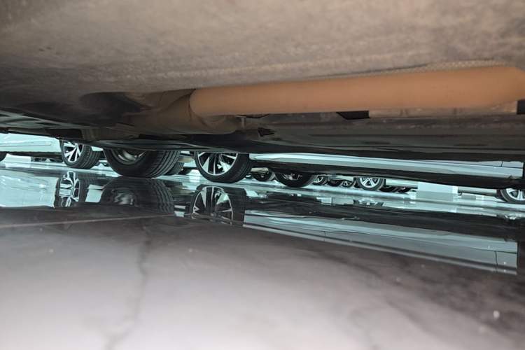 Used BMW X4 2021 Restyled xDrive 25i M Sport Package Right Side Sill