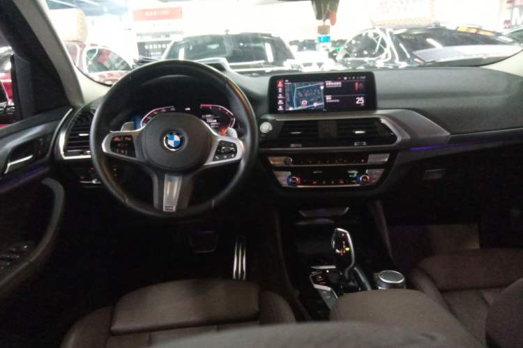 Used BMW X4 2021 xDrive 25i M Sport Package Steering Wheel