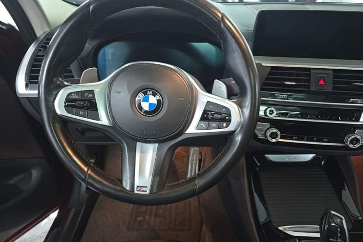 Used BMW X4 2021 Restyled xDrive 25i M Sport Package Steering Wheel
