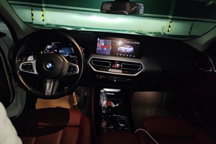 Used BMW X4 2021 Restyled xDrive 25i M Sport Package Center Console