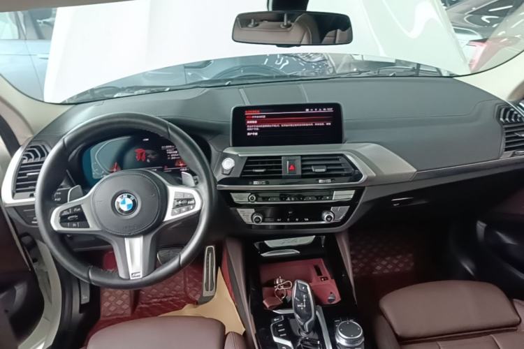 Used BMW X4 2021 Restyled xDrive 25i M Sport Package Center Console