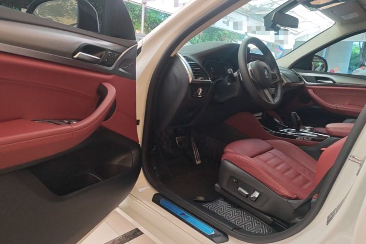 Used BMW X4 2021 xDrive 25i M Sport Package Driver Seat
