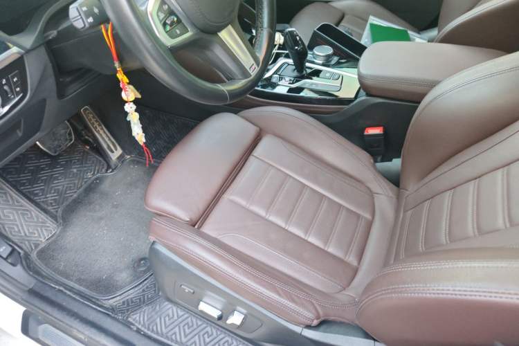 Used BMW X4 2021 xDrive 25i M Sport Package Driver Seat