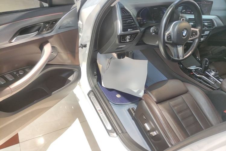 Used BMW X4 2021 Restyled xDrive 25i M Sport Package Driver Seat