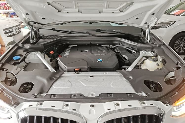Used BMW X4 2021 xDrive 25i M Sport Package Engine Bay