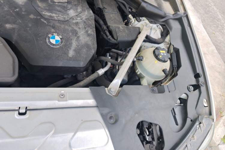 Used BMW X4 2021 xDrive 25i M Sport Package Engine Bay Left