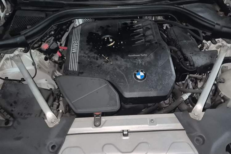 Used BMW X4 2021 Restyled xDrive 25i M Sport Night Edition Package Engine Bay