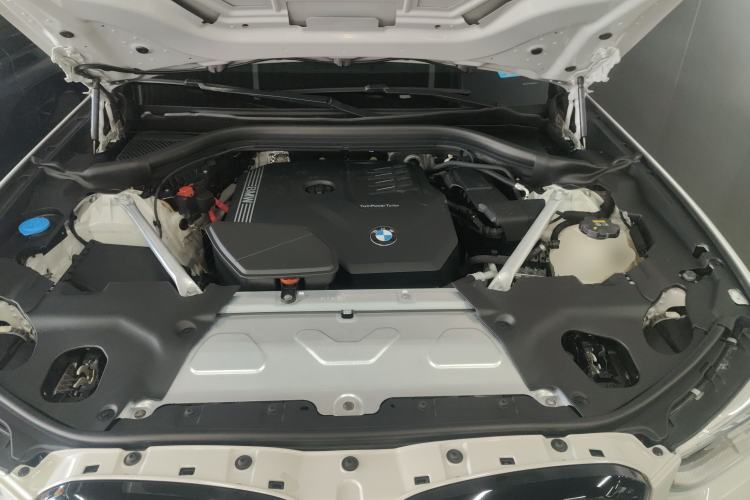 Used BMW X4 2021 Restyled xDrive 25i M Sport Night Edition Package Engine Bay