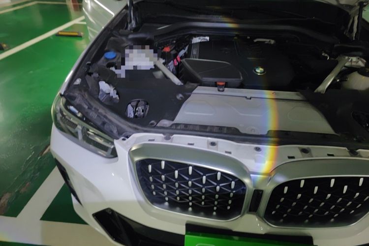 Used BMW X4 2021 Restyled xDrive 25i M Sport Package Engine Bay Right