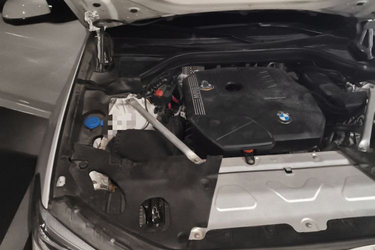 Used BMW X4 2021 xDrive 25i M Sport Night Edition package Engine Bay Right