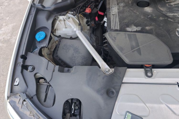 Used BMW X4 2021 xDrive 25i M Sport Package Engine Bay Right