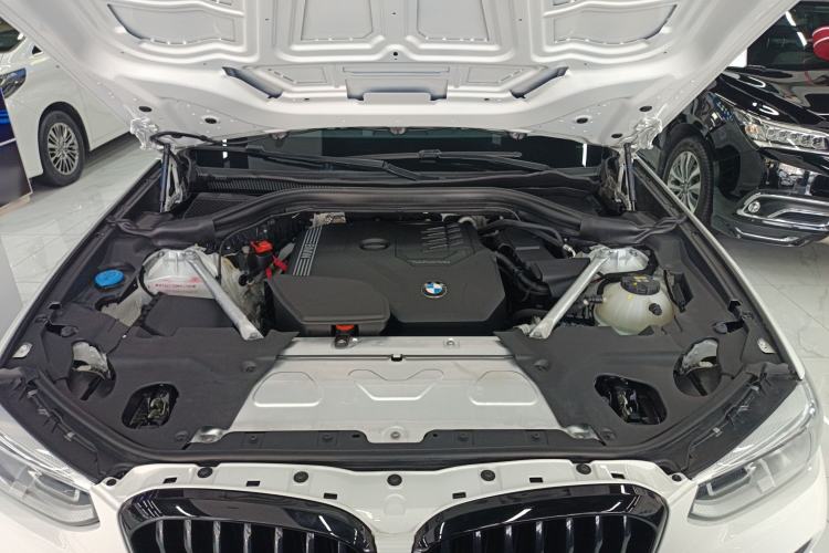 Used BMW X4 2021 xDrive 25i M Sport Night Edition package Engine Bay