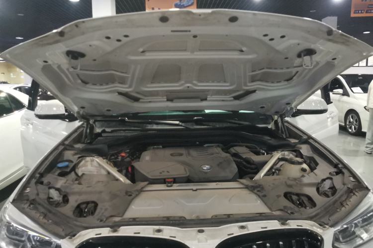 Used BMW X4 2021 Restyled xDrive 25i M Sport Night Edition Package Engine Bay