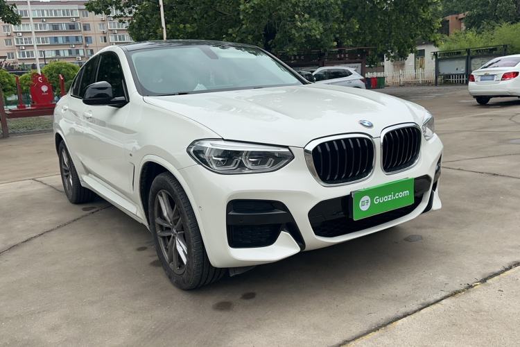 Used BMW X4 2021 xDrive 25i M Sport Package Exterior 2