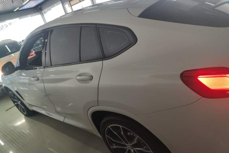Used BMW X4 2021 Restyled xDrive 25i M Sport Night Edition Package Exterior 3