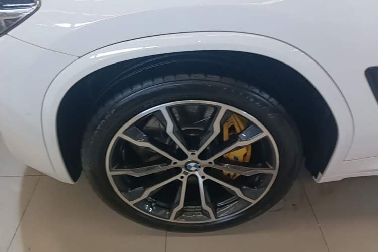 Used BMW X4 2021 xDrive 25i M Sport Night Edition package Exterior 4