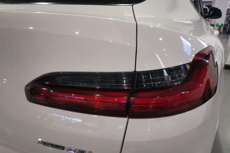 Used BMW X4 2021 Restyled xDrive 25i M Sport Night Edition Package Exterior 6