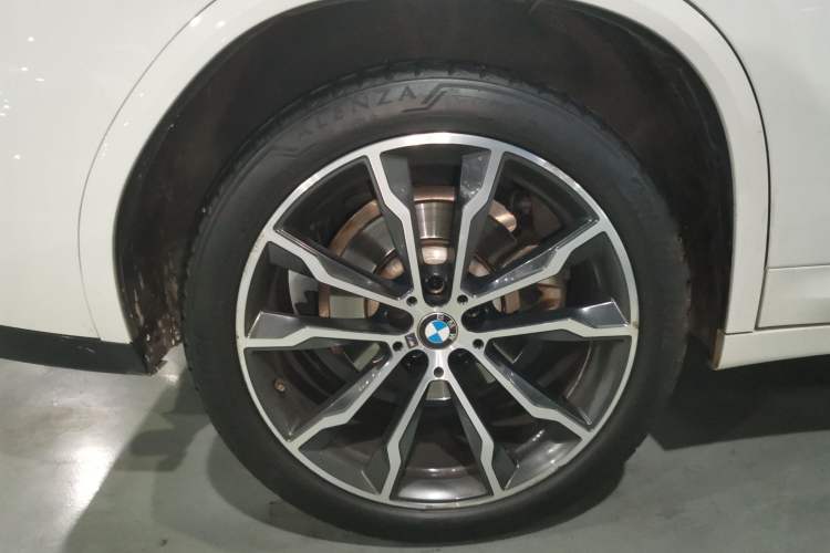 Used BMW X4 2021 Restyled xDrive 25i M Sport Night Edition Package Exterior 8