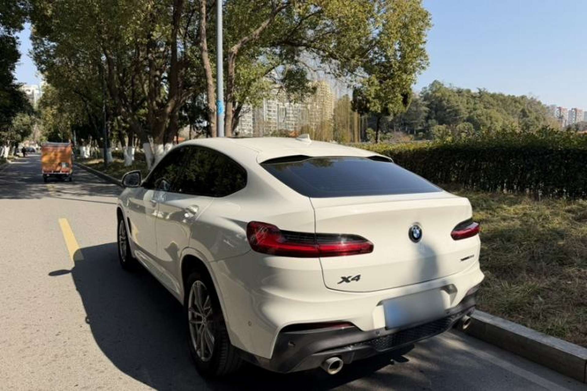 Used BMW X4 2021 xDrive 25i M Sport Package Exterior 9
