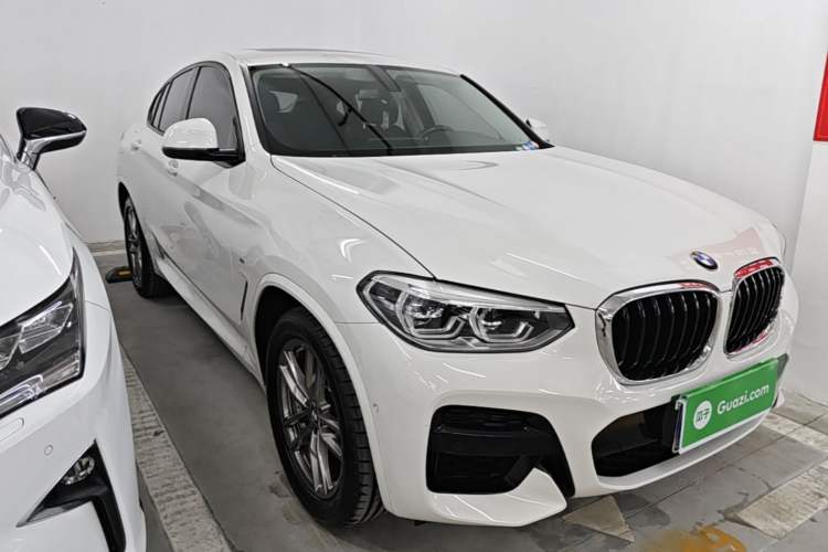 Used BMW X4 2021 Restyled xDrive 25i M Sport Package Front Right 45 Deg