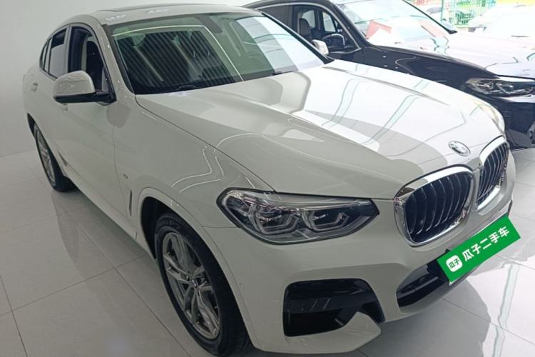 Used BMW X4 2021 Restyled xDrive 25i M Sport Package Front Right 45 Deg