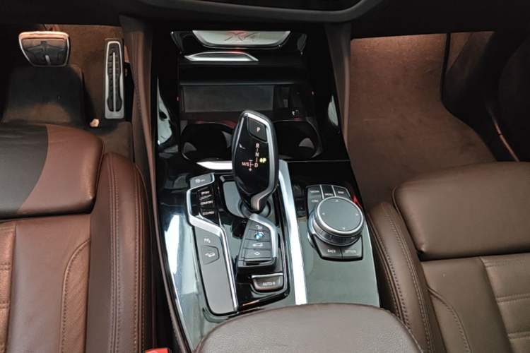 Used BMW X4 2021 Restyled xDrive 25i M Sport Package Gear Lever